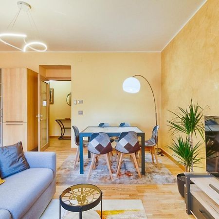 Frida Apartment Nuovo Luminoso Con Vista Aperta Триест Екстериор снимка