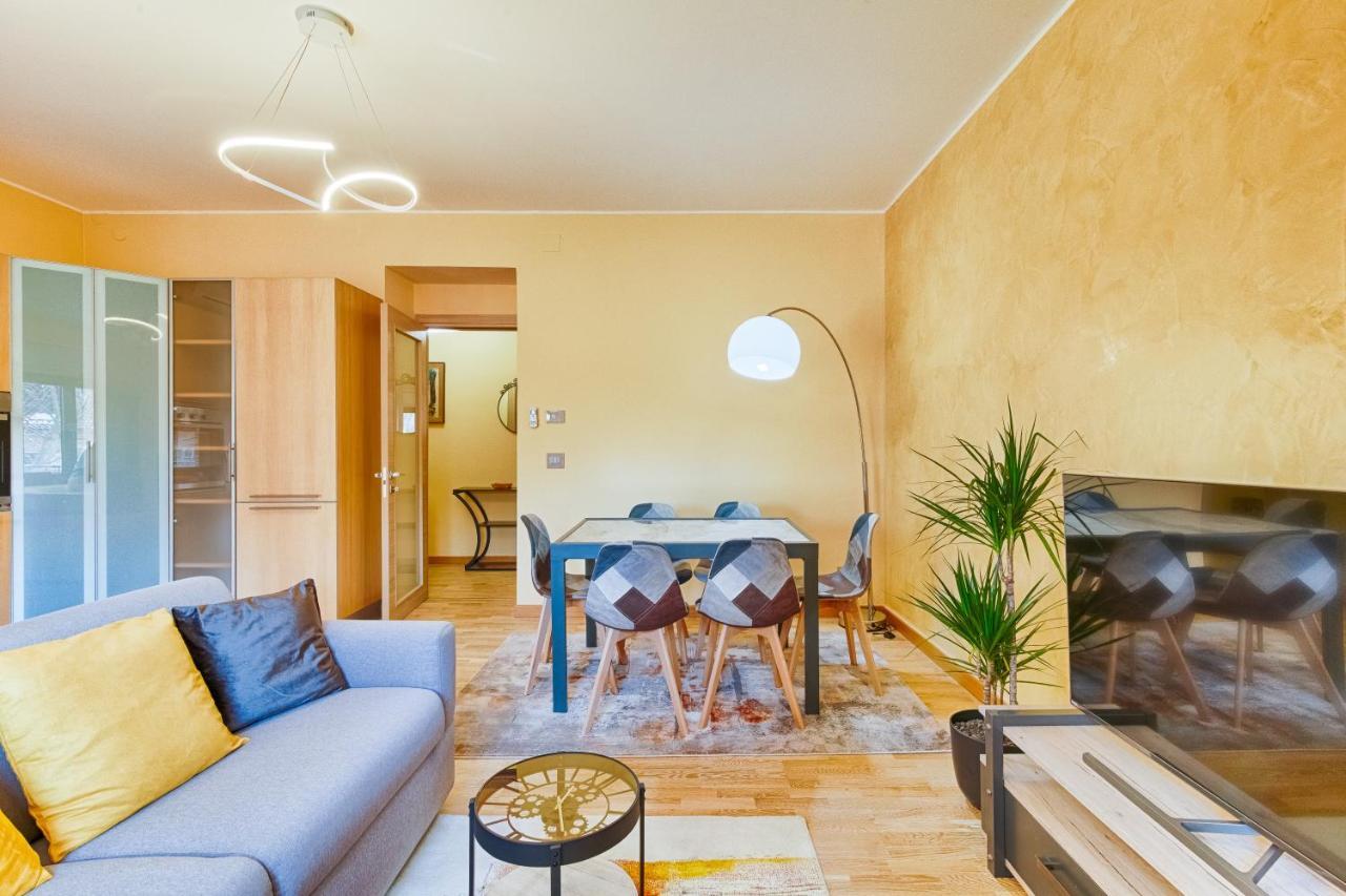 Frida Apartment Nuovo Luminoso Con Vista Aperta Триест Екстериор снимка