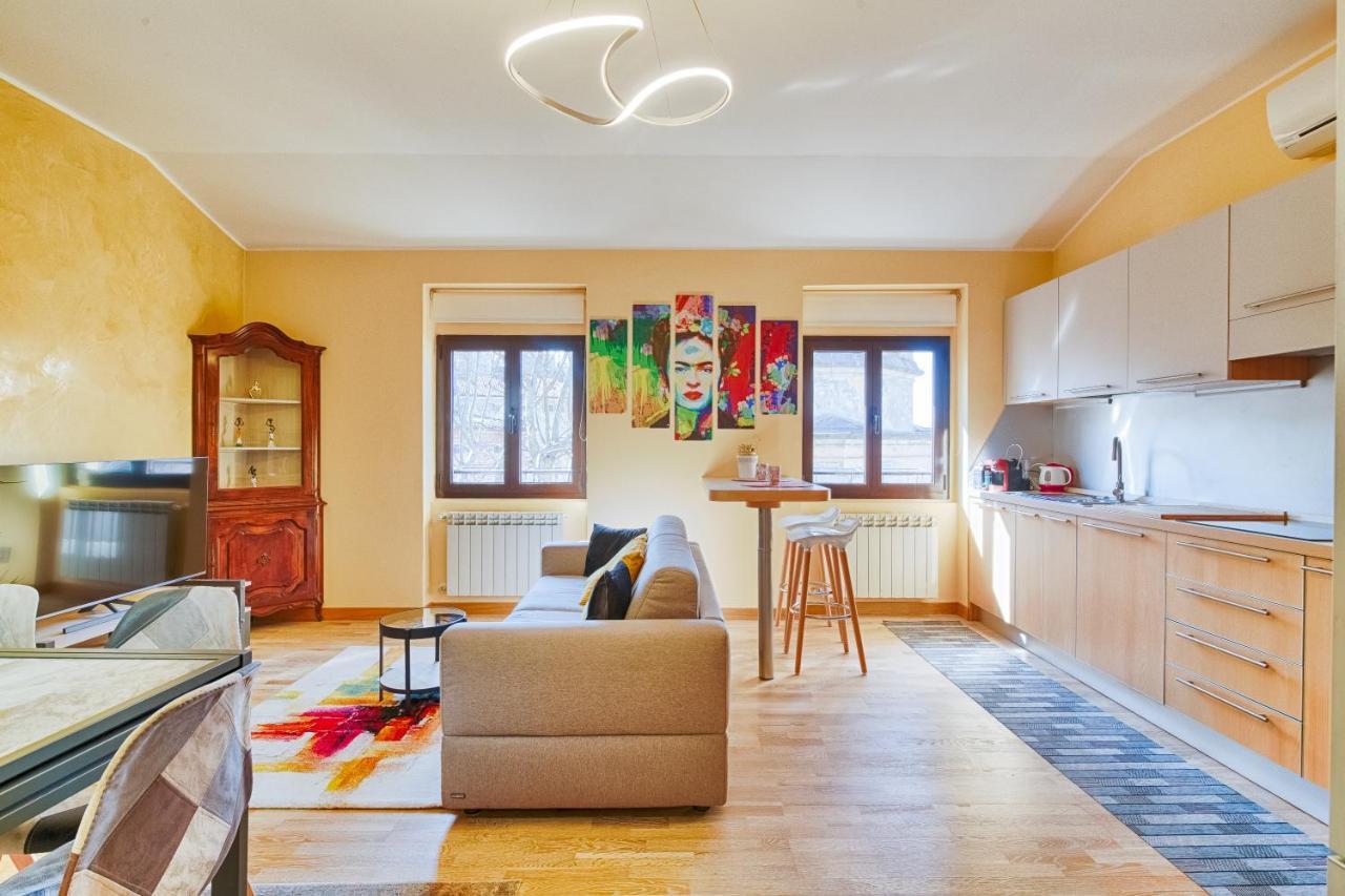 Frida Apartment Nuovo Luminoso Con Vista Aperta Триест Екстериор снимка