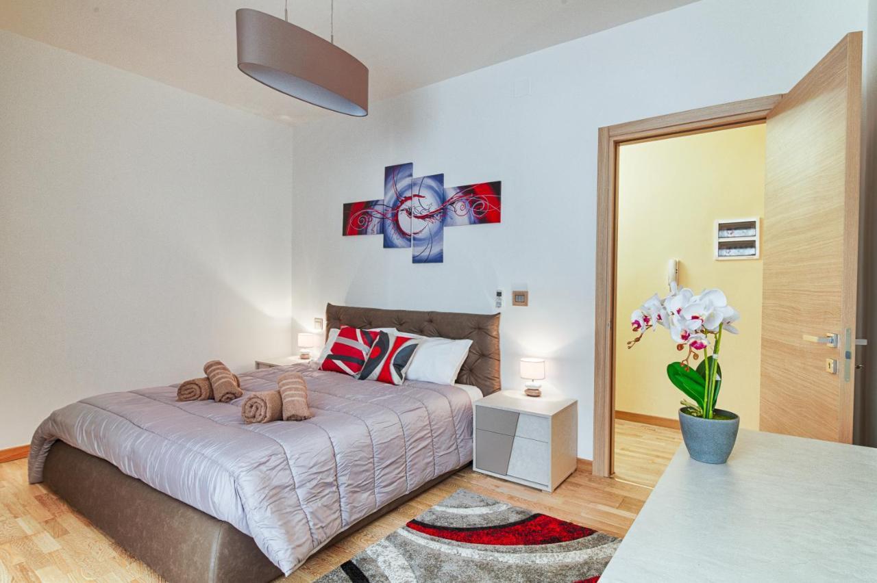 Frida Apartment Nuovo Luminoso Con Vista Aperta Триест Екстериор снимка